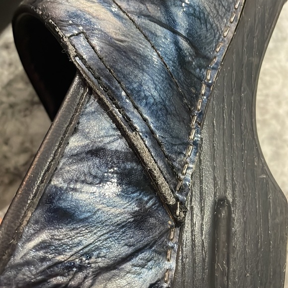 Dansko clogs - Picture 11 of 12